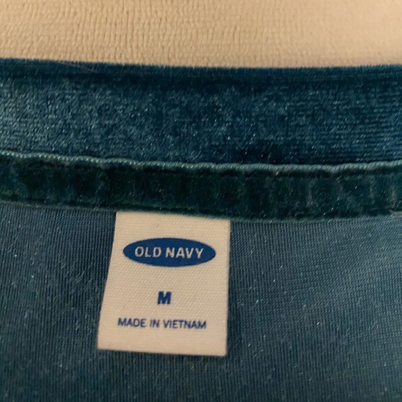 5/$20 Old Navy Blue Velvet Oversized Tee - Picture 3 of 5